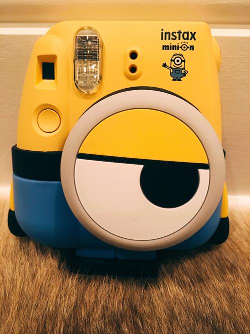 富士INSTAX mini8 小黄人限量拍立得