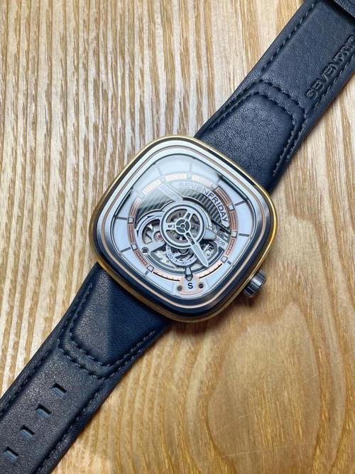 SEVENFRIDAY七个星期五P系列47-6毫米自动上链腕表P2B-02