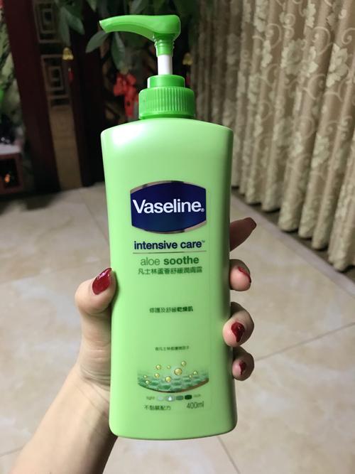 Vaseline凡士林倍护系列芦荟舒缓润肤露400ml