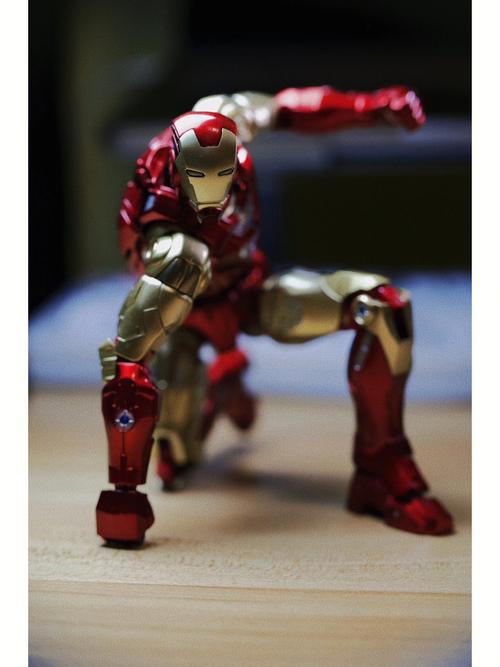 千值练RE:EDIT IRON MAN #06 MARVEL NOW!ver. BLACK X GOLD 钢铁侠可