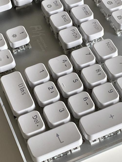 无线键盘的开关是哪个键